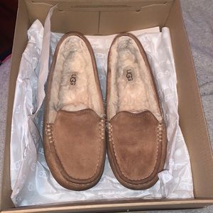 Ugg Chestnut Mocassin Slippers